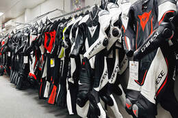 Lederkombis - 3W Motosport - Töffbekleidung - Neftenbach - Winterthur