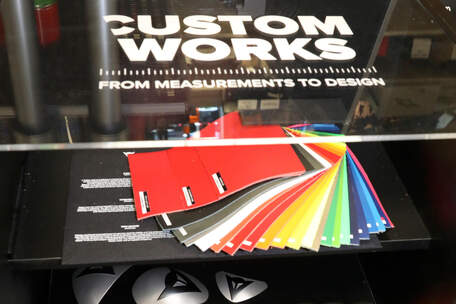 Massschneiderungen Rennkombis Motorradbekleidung 3W Motosport